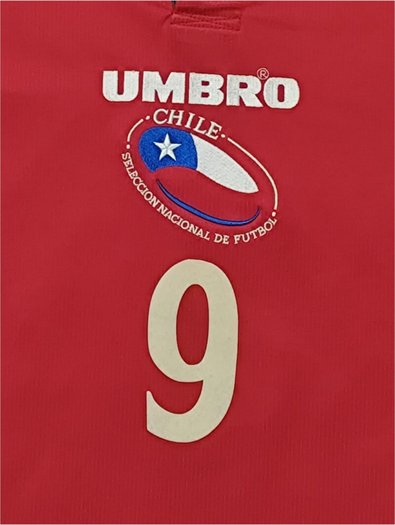 Original 2000-01 Chile Home Shirt Zamorano #9 - Image 3