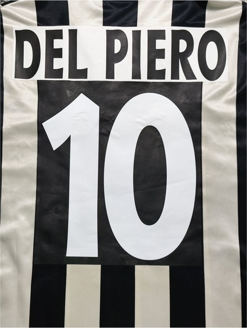 Vintage Juventus Jersey 1994/95 - Image 4