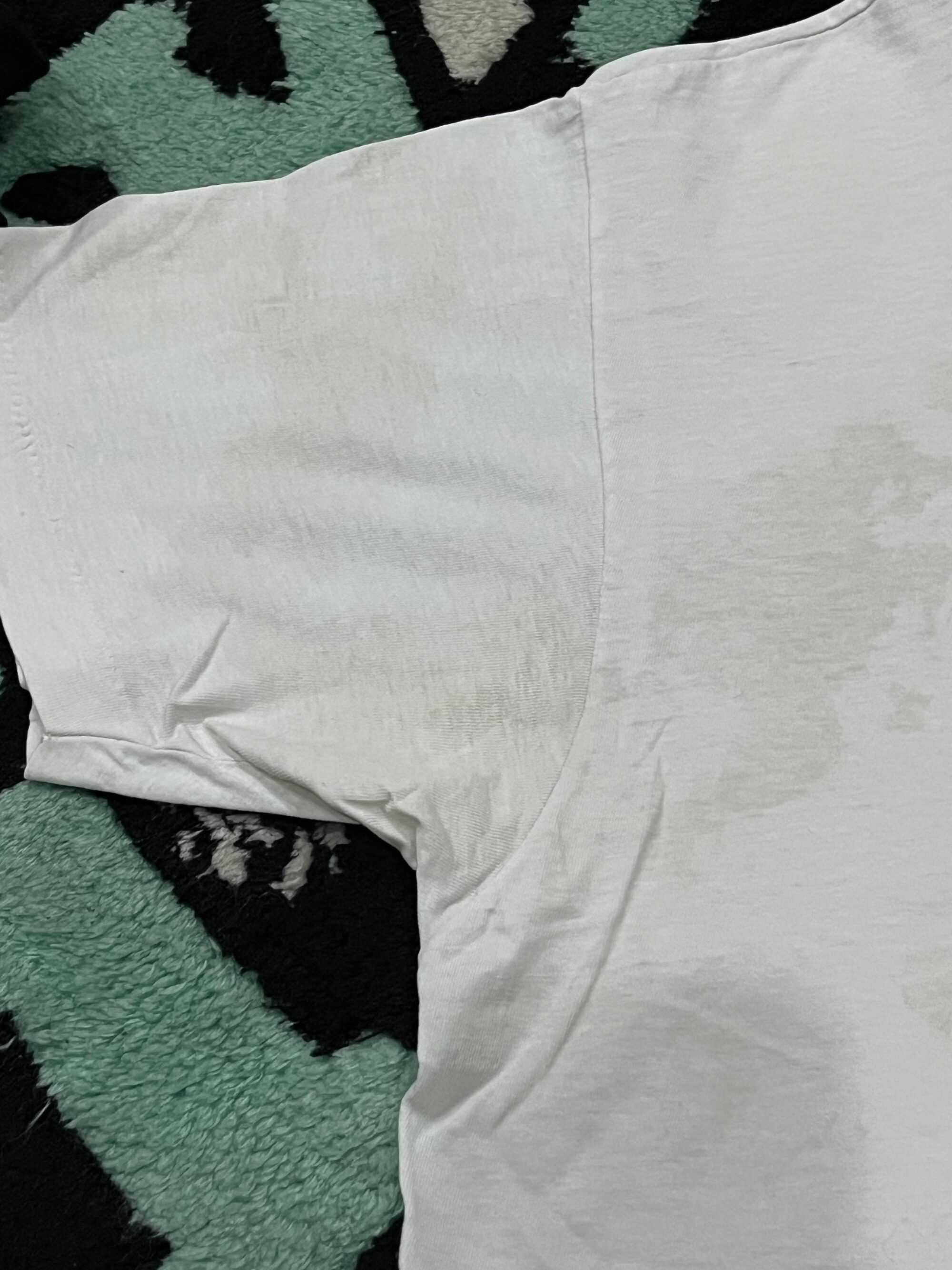 Vintage Blank Tee Hanes Classic - Image 5