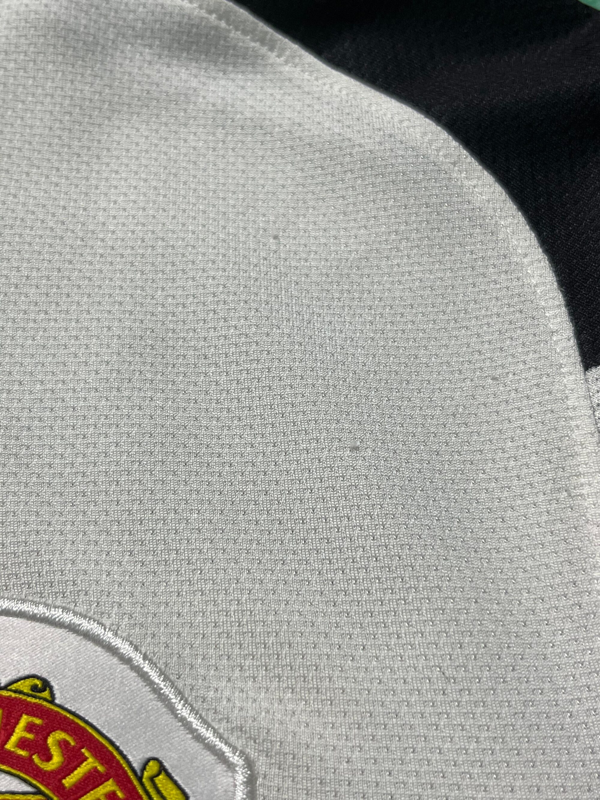 Jersey Manchester United 2010 Away Shirt - Image 9