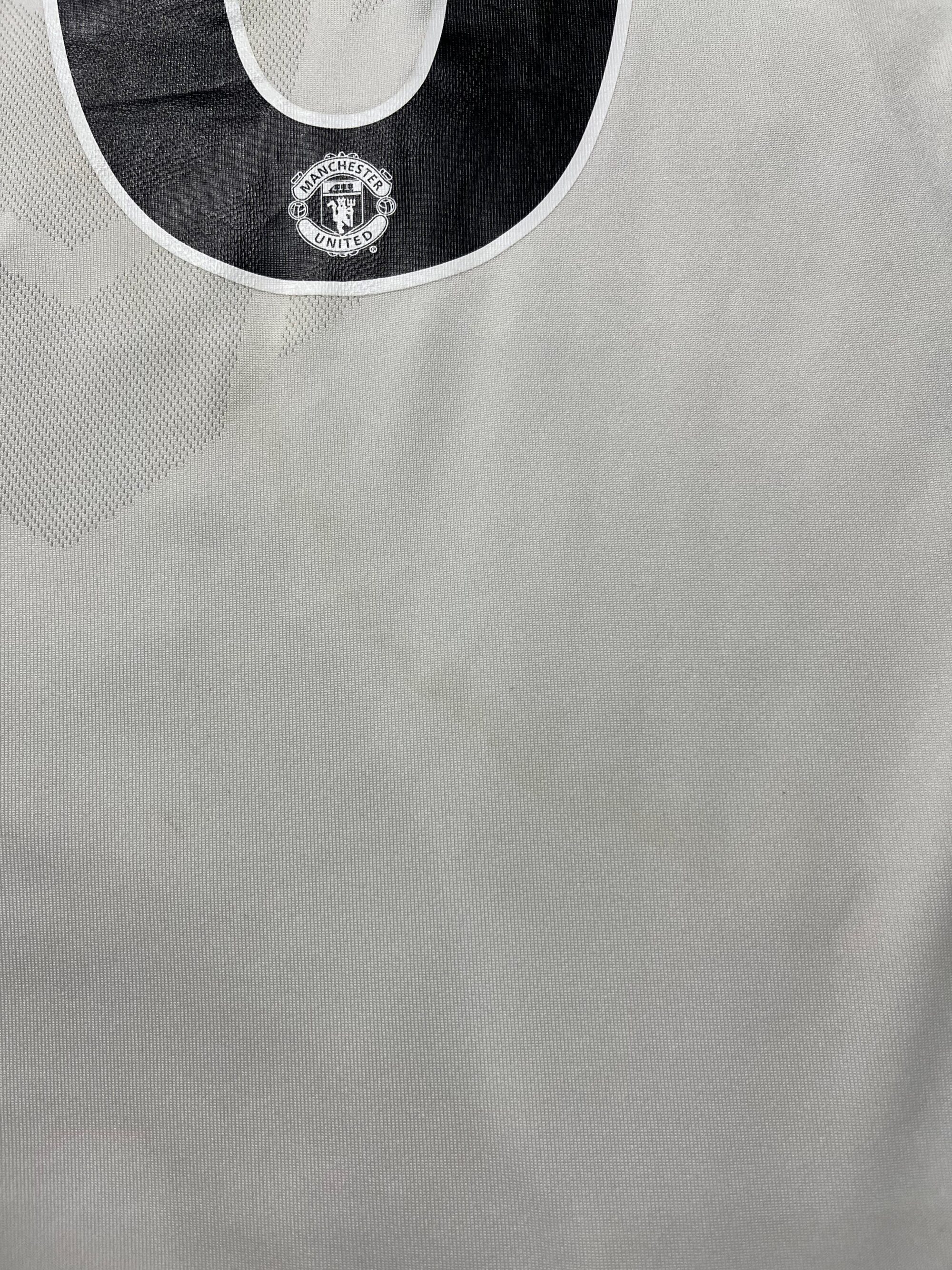 Jersey Manchester United 2010 Away Shirt - Image 11